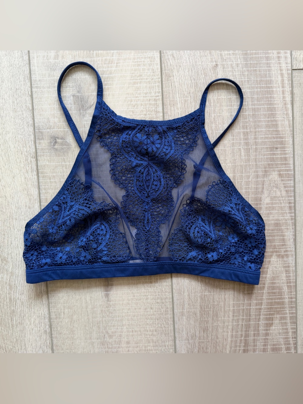 Victoria's Secret Navy Blue Sheer Lace Bralette Sz Medium